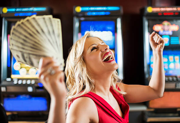 Live casino dealer interface on judi onlin mobile